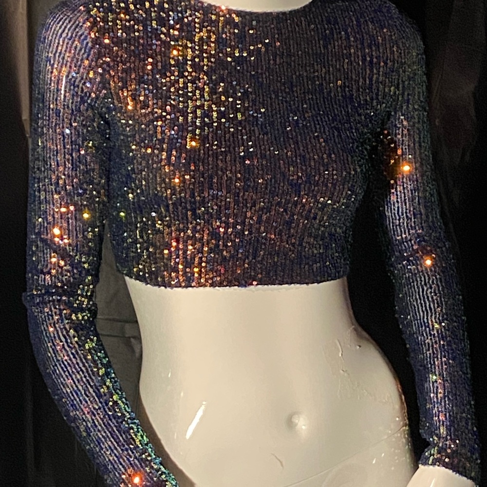 Show Stopper Akria Half Top